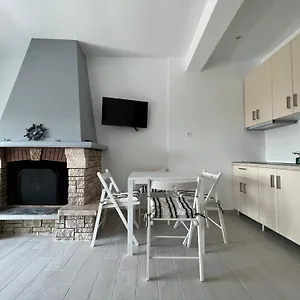 La Casa Al Mare Mola Kalyva
